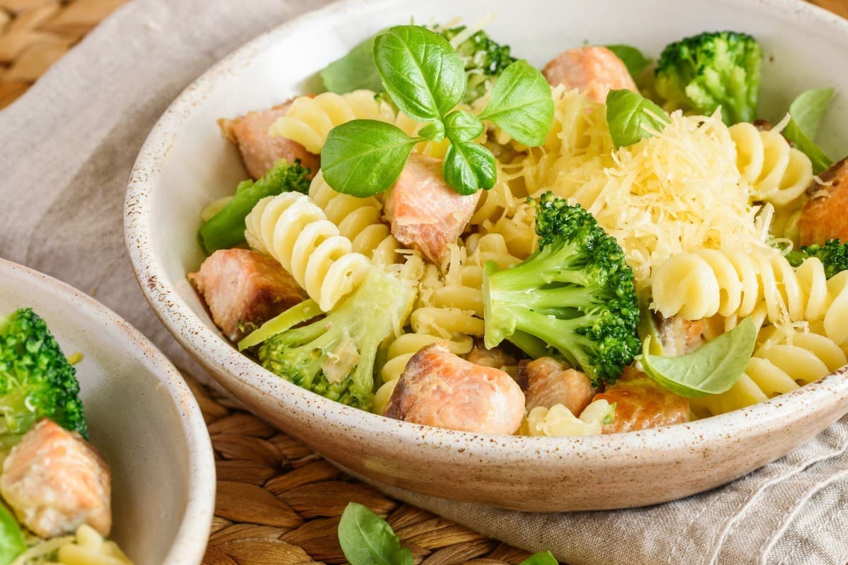 Salmon And Broccoli Pasta